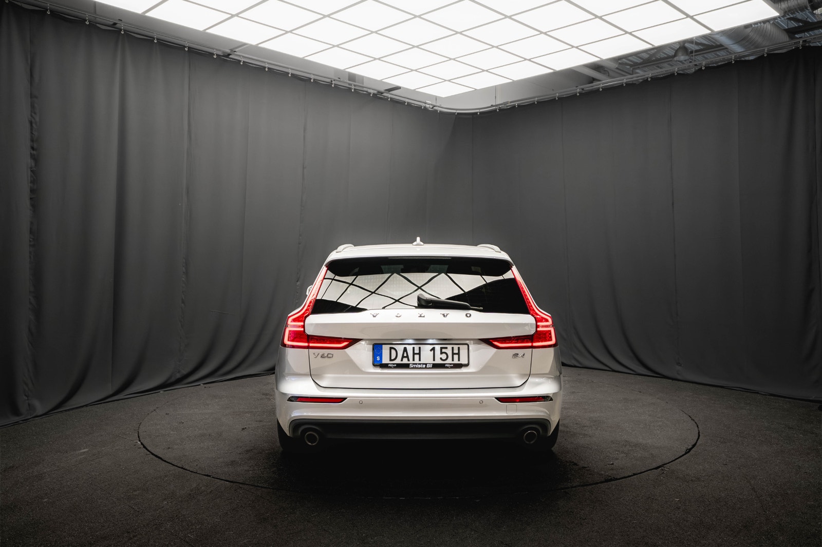 Volvo V60 B4 Advanced KAMERA D-VÄRMARE 1-ÄGARE ADAPTIV-FART MOMS 2022 - miniatyr 7