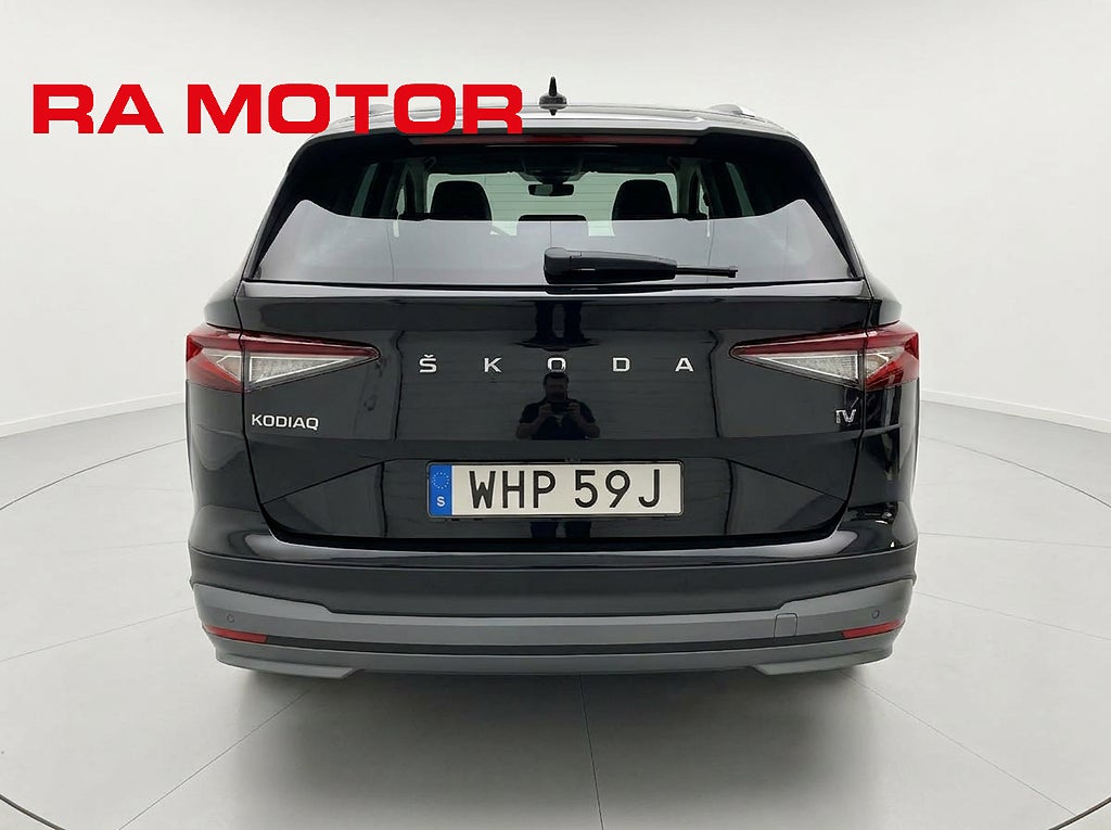 Skoda Enyaq Kamera | Navi | Förarassistans | 400km WLTP 2022