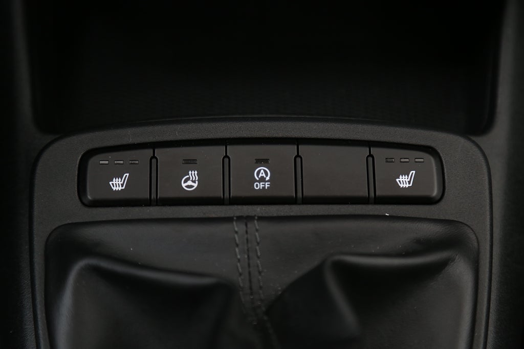 Hyundai i10 1,0 blue 67hk Essential 5D CarPlay 2020