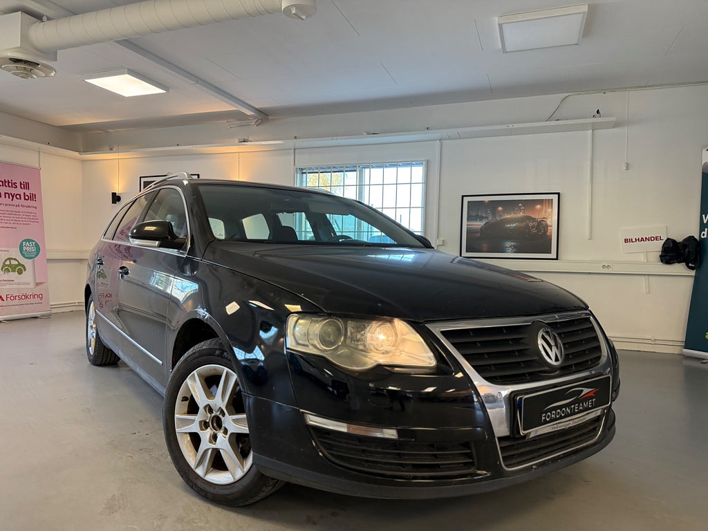 Volkswagen Passat   1.4l Sportline * Ny bes  506kr Års skatt 