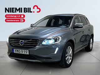 Volvo XC60 D4 AWD Classic Momentum Drag Pvärm Pano Kamera GPS SoV – bild 1