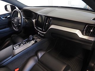 SUV Volvo XC60 9 av 24