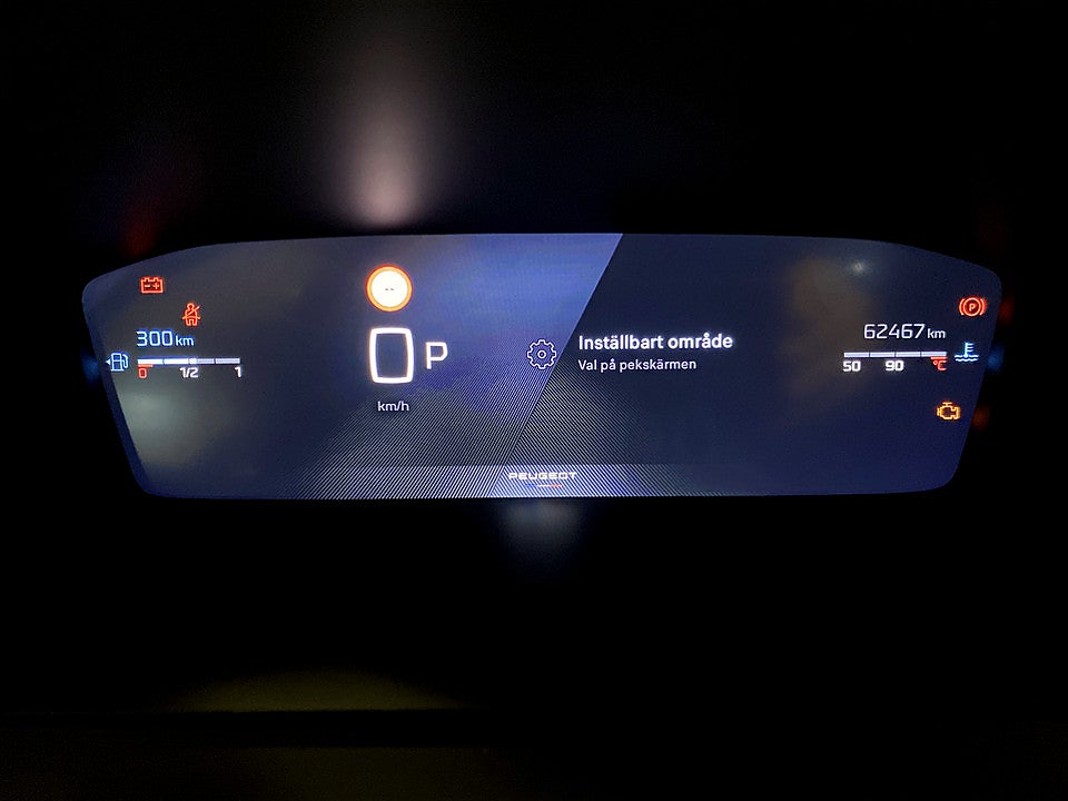 Bild på Peugeot 2008 Allure 1.2 PT 130hk B-KAMERA CARPLAY