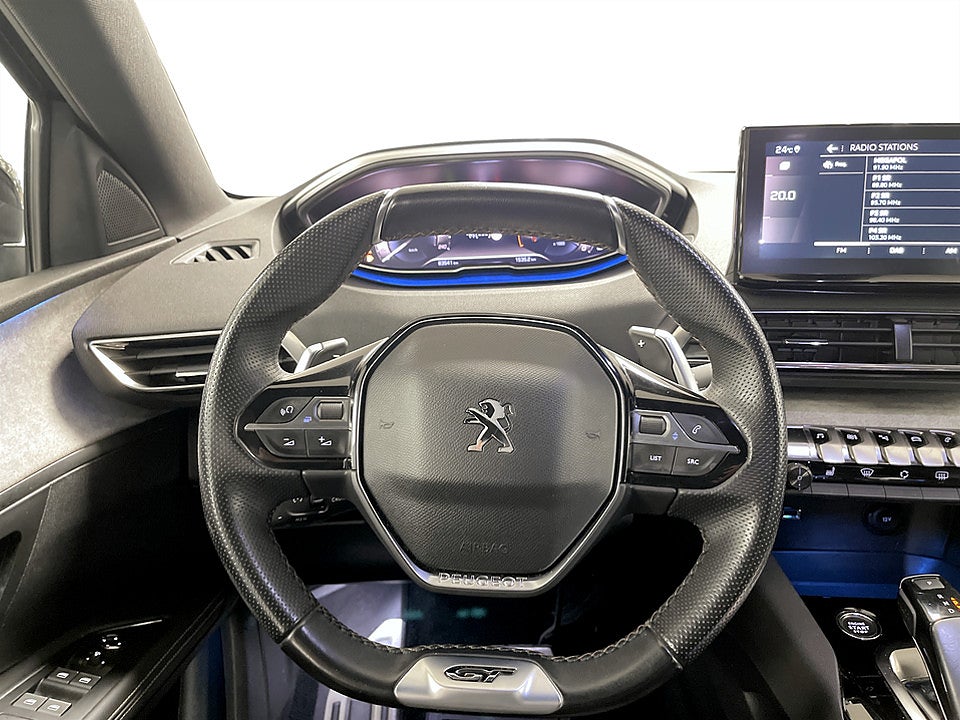 Bild på Peugeot 5008 GT 1.2 PT 130hk Aut 7-SITS B-KAMERA NAVI