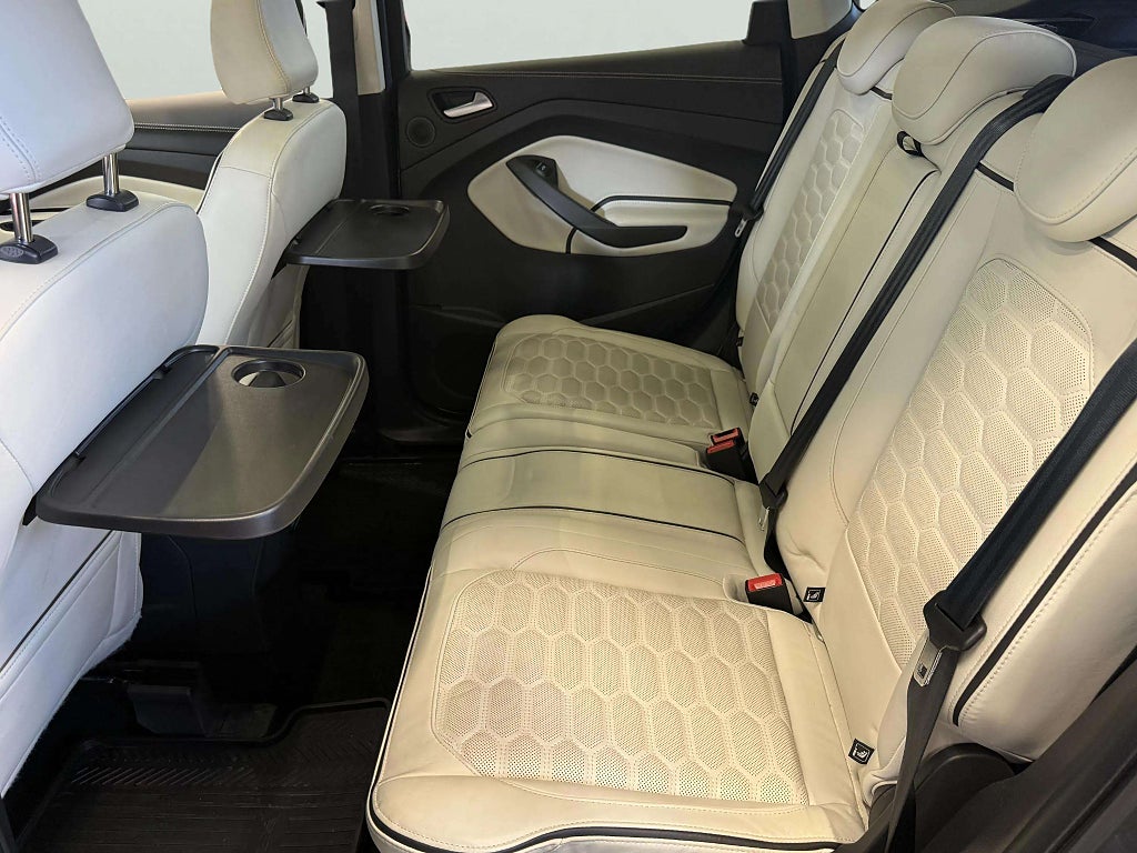 Ford Kuga 2.0 TDCi AWD SelectShift Vignale 2 Brukare - miniatyr 16