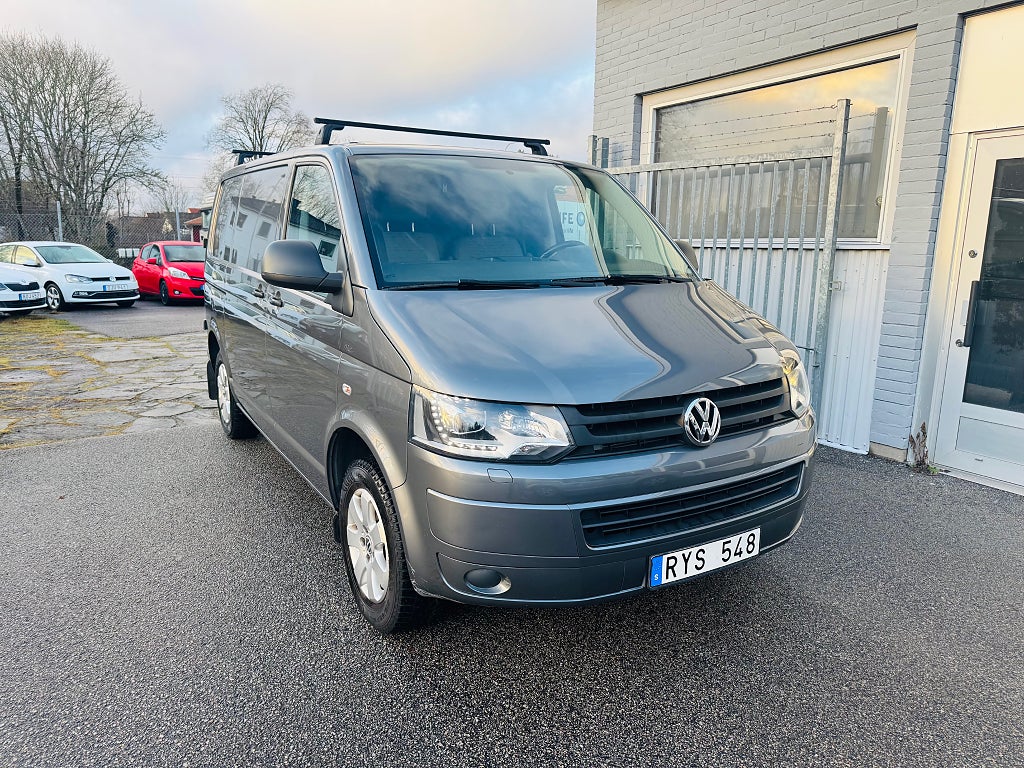 Volkswagen Transporter 2.0 TDI 102HK / DRAG / VÄRMARE / 9600Mil 