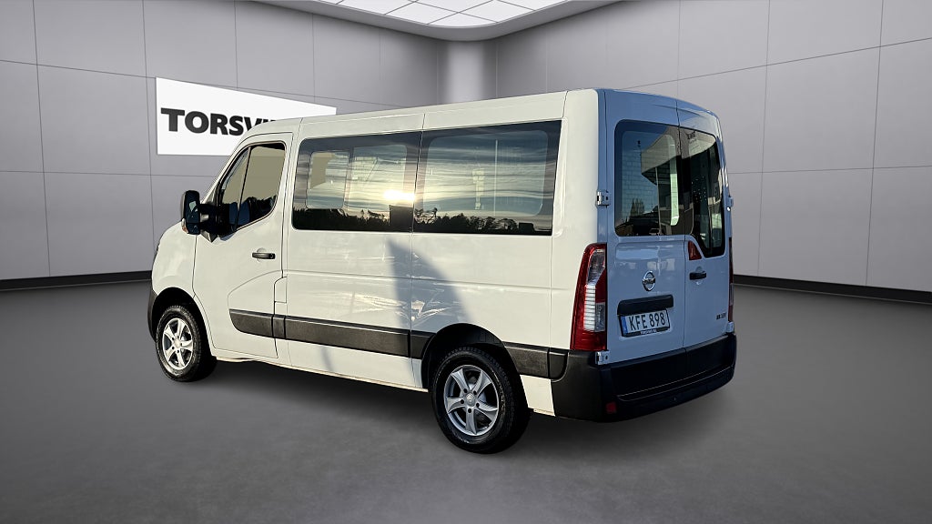 Nissan NV400 Minibuss 2.3 dCi 9 sitsig Endast 8600 Mil - miniatyr 3