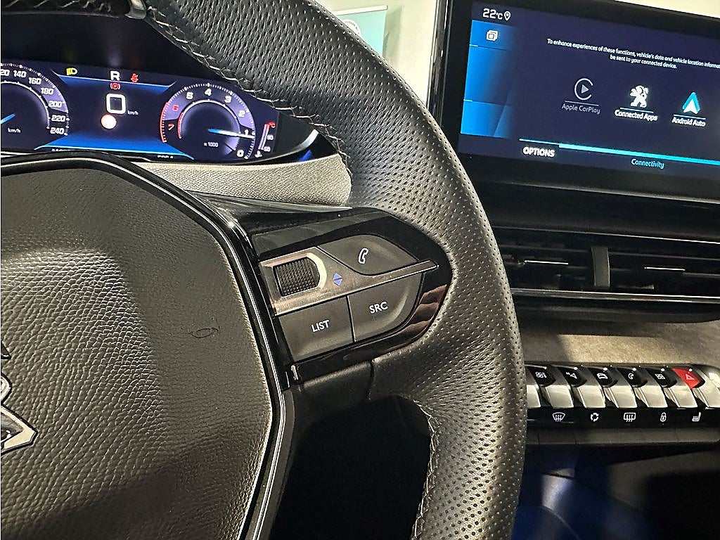Bild på Peugeot 3008 GT 1.2 PT 130hk Aut - B-KAMERA, CARPLAY