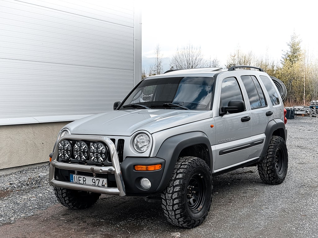 Jeep Cherokee 2.4 4WD | Höjd | OFF ROAD |hemlev | fint skick 