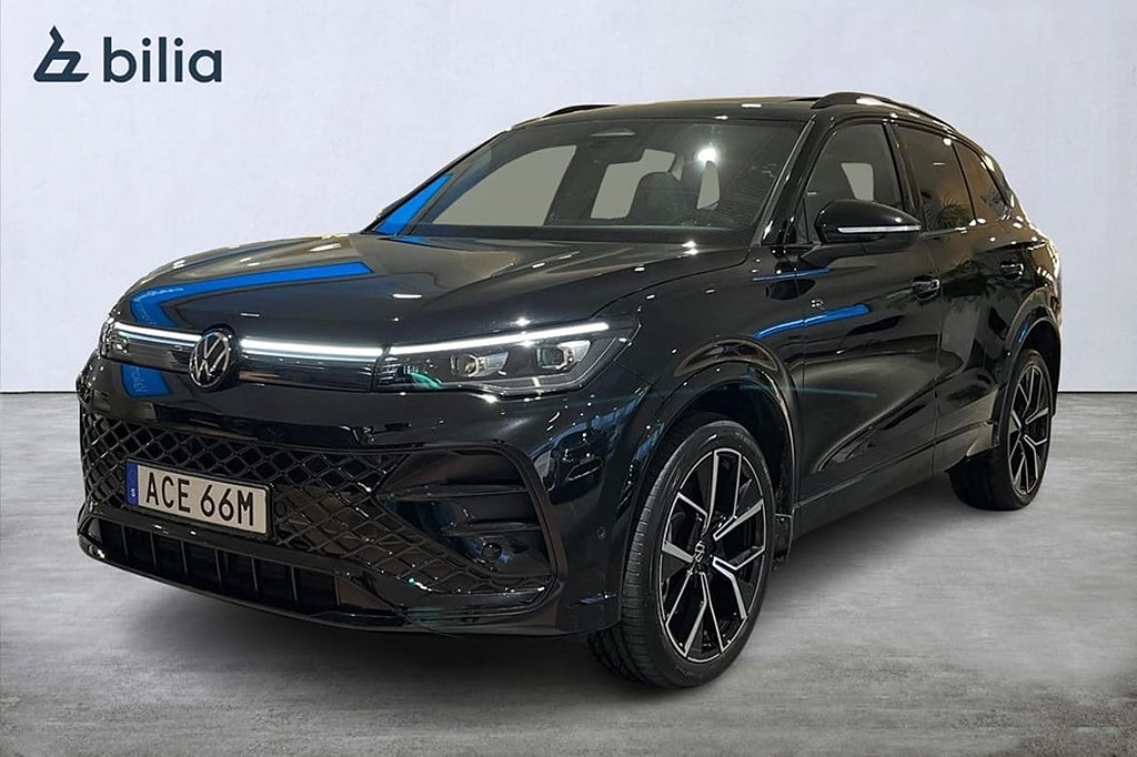 Volkswagen Tiguan 2.0 TDI 4M R-Line Ed. Black Pano Värm Drag 19...