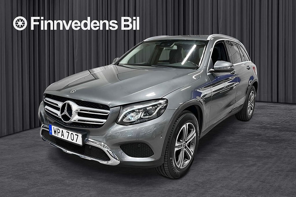 Mercedes-Benz GLC 220d GLC 220 d *V-hjul/Drag/P-värmare*