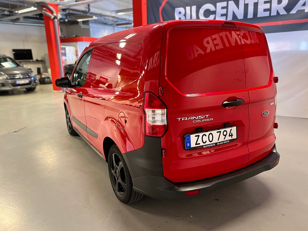 Ford Transit Courier 2018 - miniatyr 9