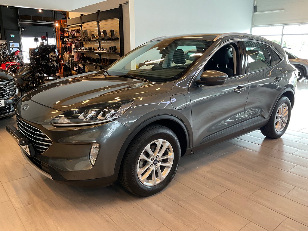 Ford Kuga Plug-In Hybrid E-CVT Kamera Nav