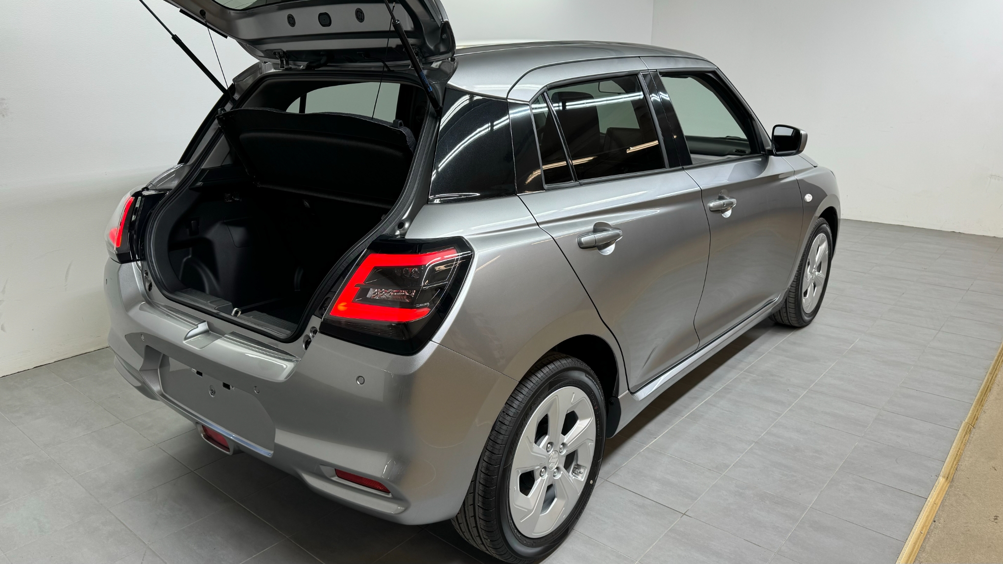 Suzuki Swift 2025, bild 4/10