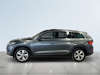Skoda Kodiaq 7-Sits 2.0 TDI SCR 4×4 Businessline S&V-däck/Dvärm/Drag – bild 4