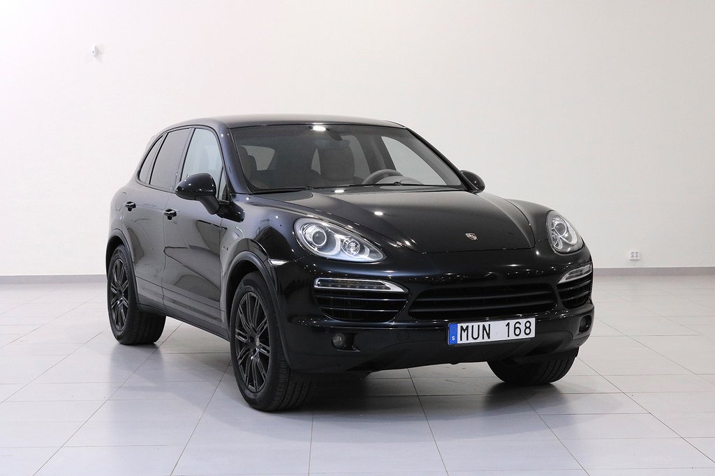 Porsche Cayenne Diesel / Svensksåld / 18 vägs stolar / Drag 