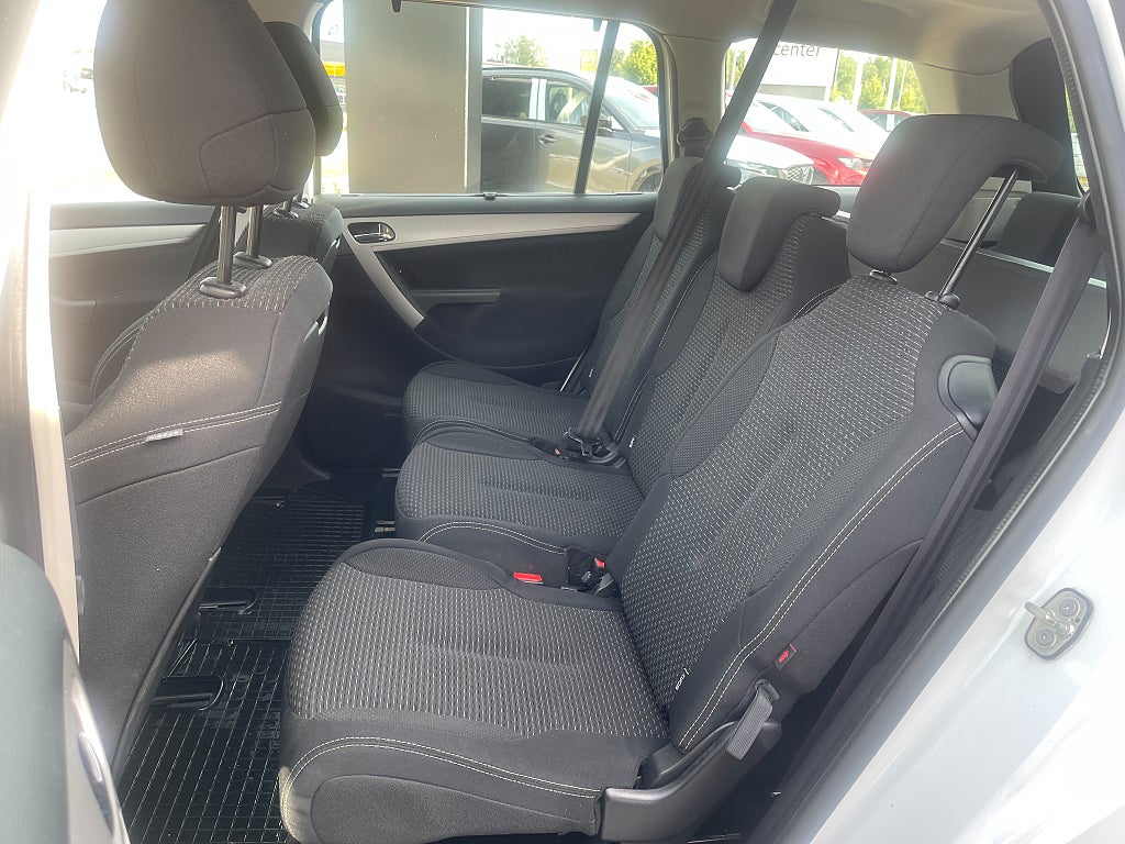 Citroën Grand C4 Picasso 1.6 automat, 111hk, 7-sits dragkrok