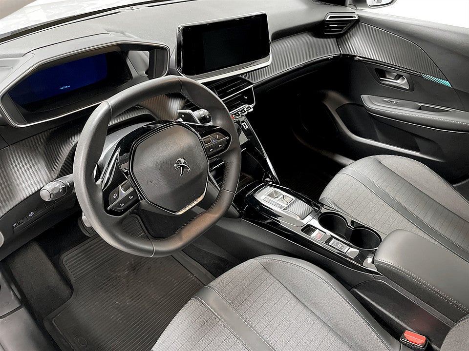 Bild på Peugeot 208 Allure 1.2 PT 100hk Aut B-KAMERA CARPLAY