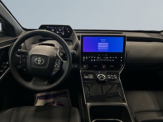 Toyota bZ4X 71.4 kWh AWD S&V-hjul/360/A.d Fart/Navi/JBL/Carplay