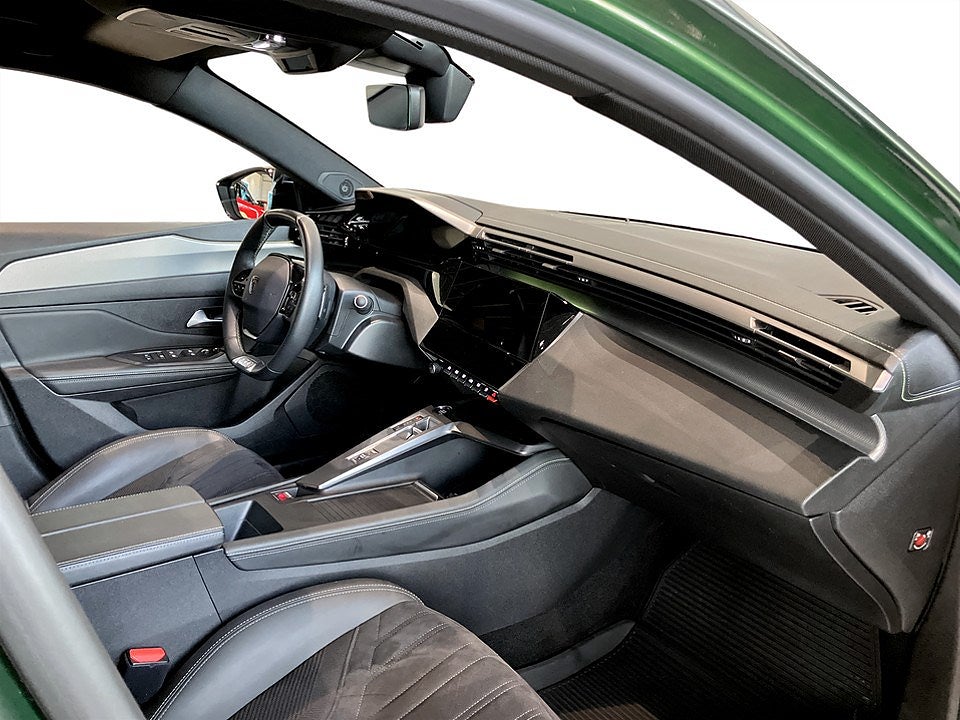 Bild på Peugeot 308 5D GT 1.2 PT 130hk Aut - BACKKAMERA, CARPLAY