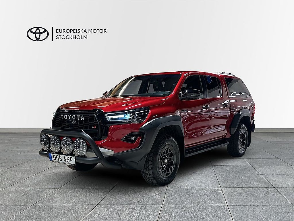 Toyota Hilux D-Cab 2.8 GR-Sport II 4WD / V-hjul/Drag/Kåpa...