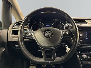 Volkswagen Touran 7-sits 1.0 TSI OPF Drag Kamera Psens S&V-däck ISOFIX