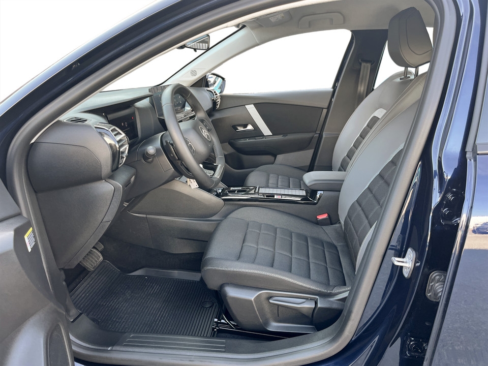 Citroen C4 Plus 1.2 PT 130hk Aut 2025, bild 4/10