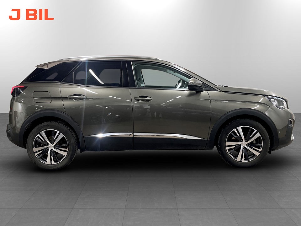 Bild på Peugeot 3008 Allure 1.2 PT 130hk - FARTHÅLLARE