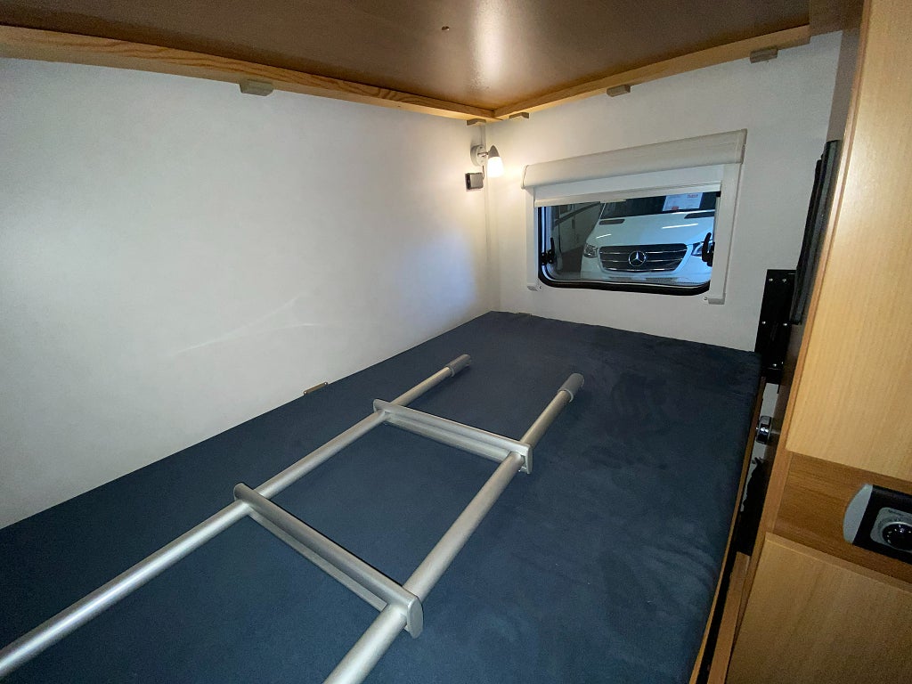 Carado A 241 / Solcell / B-körkort / Barnkammare / Cykelställ  - Carado