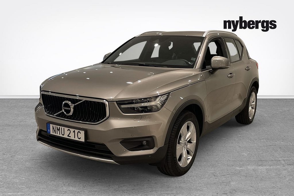 Volvo XC40 T2 FWD Momentum Advanced