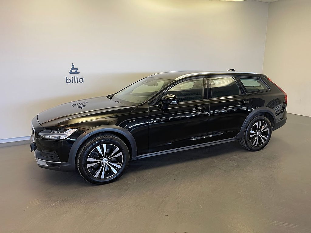 Volvo V90 Cross Country B4 AWD Diesel Adv SE / Dragkrok / Harman Kardon / Navigatio...