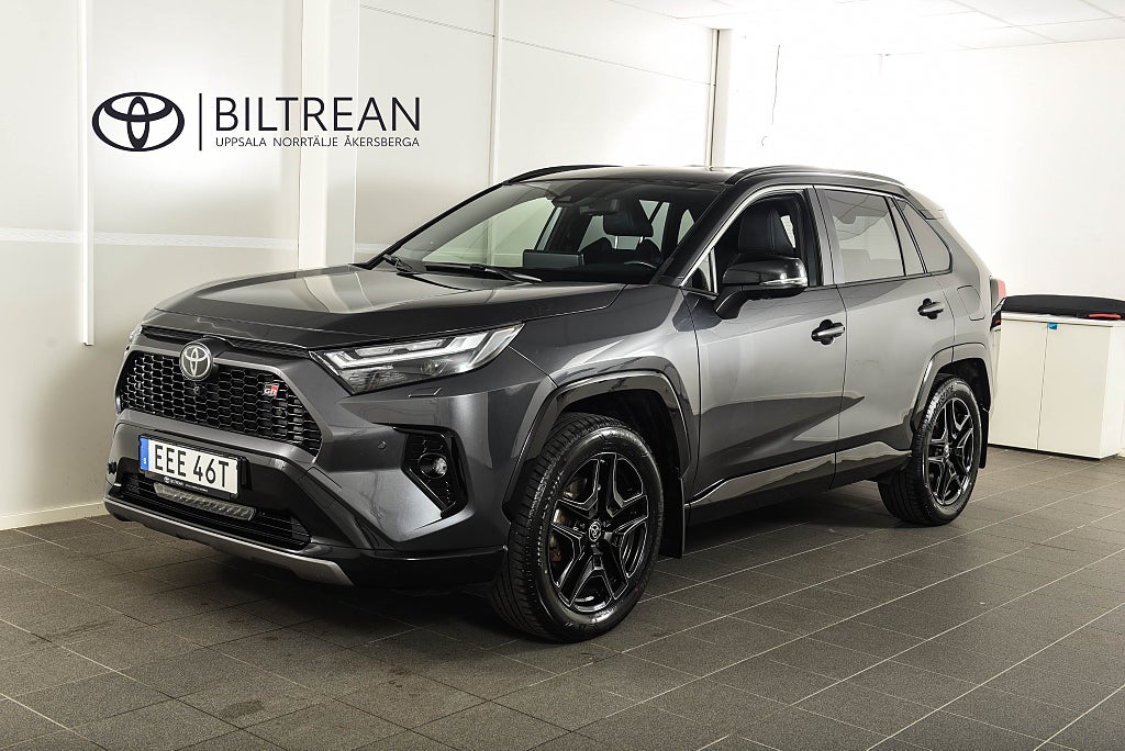 Toyota RAV4 Elhybrid AWD GR Sport JBL Drag Vinterhjul Motorvärmare 