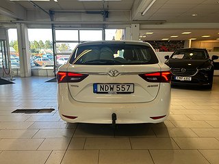 Toyota Avensis Kombi 1.8 147hk Active Drag/Kamera/MoK/S&V