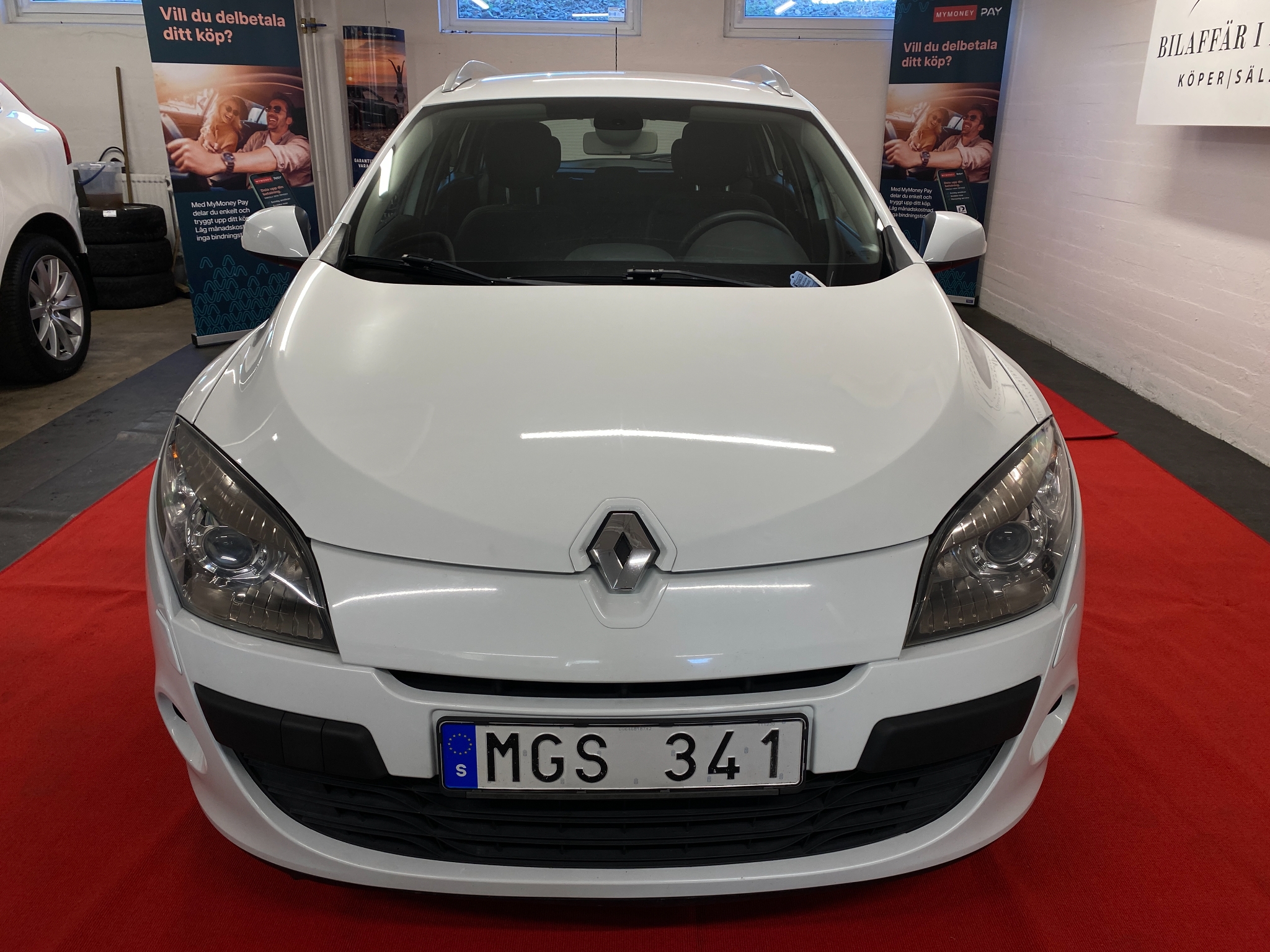 Renault Megane III Grandtour 1.5 dCi 2012, bild 2/46