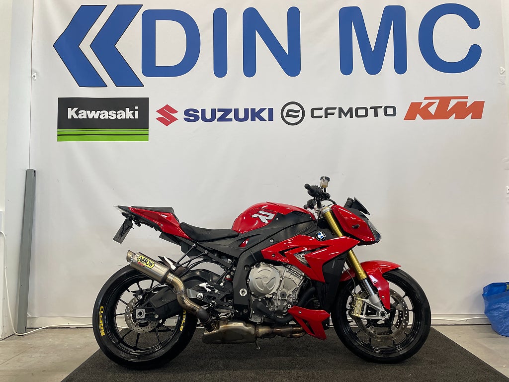 BMW S 1000 R "bra utrustning - fin historik"