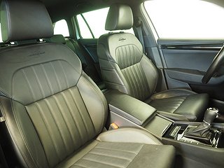 Kombi Skoda Superb 10 av 21