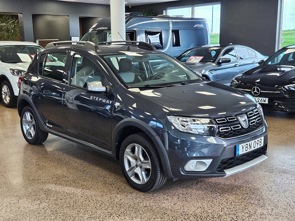 Dacia Sandero Stepway 1.0 TCe 101hk / Carplay / Navi / 1-ägare / Ny servad