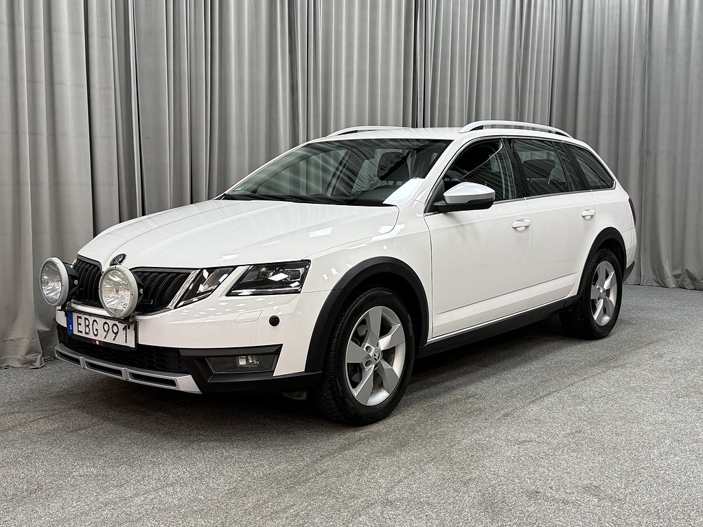 Skoda Octavia Scout 2.0 TDi 150HK 4x4 Dieselv+Elvärmare/Drag/Extraljus