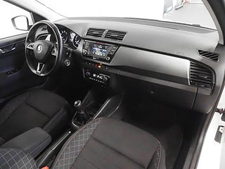 Halvkombi Skoda Fabia 9 av 22