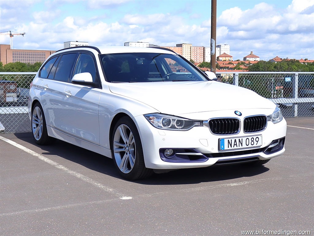 BMW 328 i Touring Sport Line Automat S/V-hjul GPS Drag