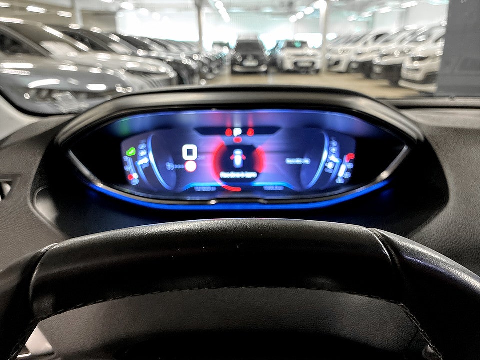 Bild på Peugeot 3008 Allure 1.2 PT 130hk Aut B-KAMERA CARPLAY