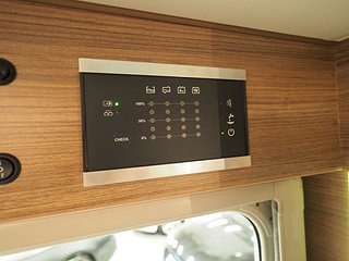 Husbil-halvintegrerad Knaus Ti 550 MF Vansation | 24 av 25