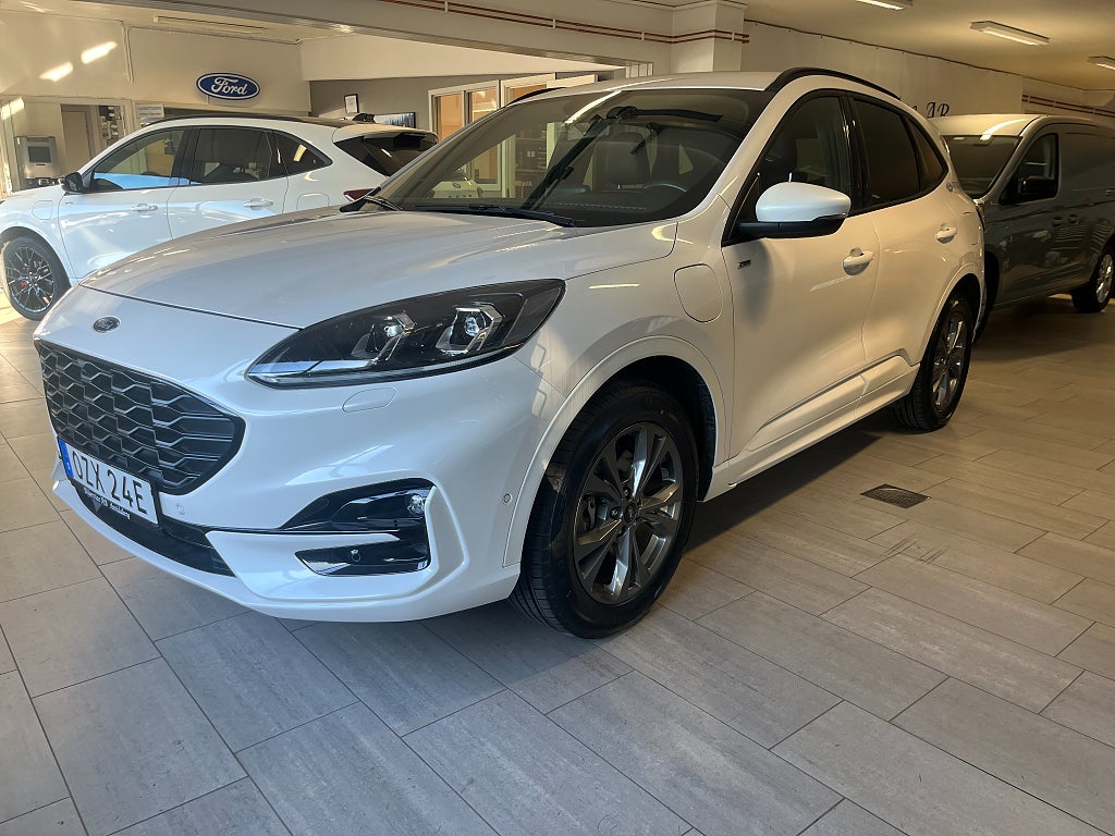 Ford Kuga Plug-In Hybrid E-CVT ST-Line X Head up display Dragkrok