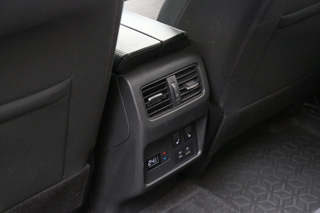 Nissan X-Trail e-POWER 204hk Hybrid 2WD Acenta 5-sits Leasbar 2023