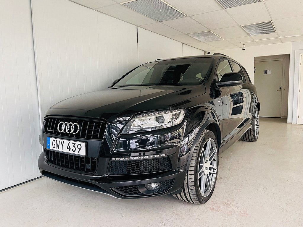 Audi Q7 4.2 TDI 340HK V8 S Line Drag Panorama Skinn 7 Sits