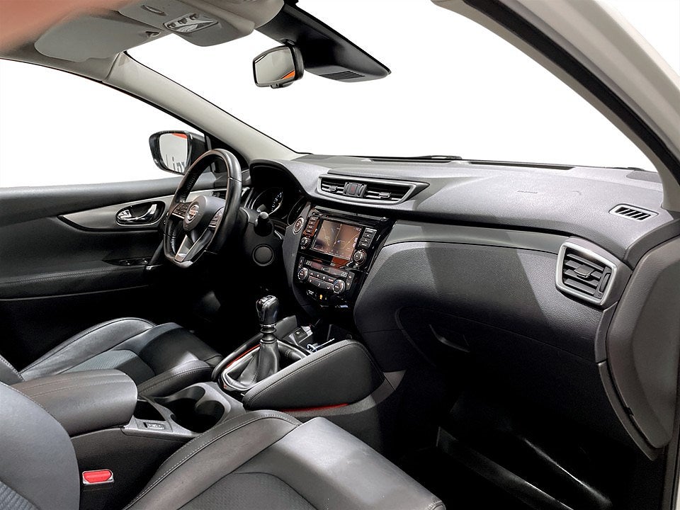 Bild på Nissan Qashqai Tekna 1.3 DIG-T 140hk - 360,PANO,NAV