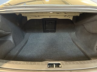 Volvo S90 D5 AWD Aut R-Design Värmare Kamera Navi B&W S&V – bild 12