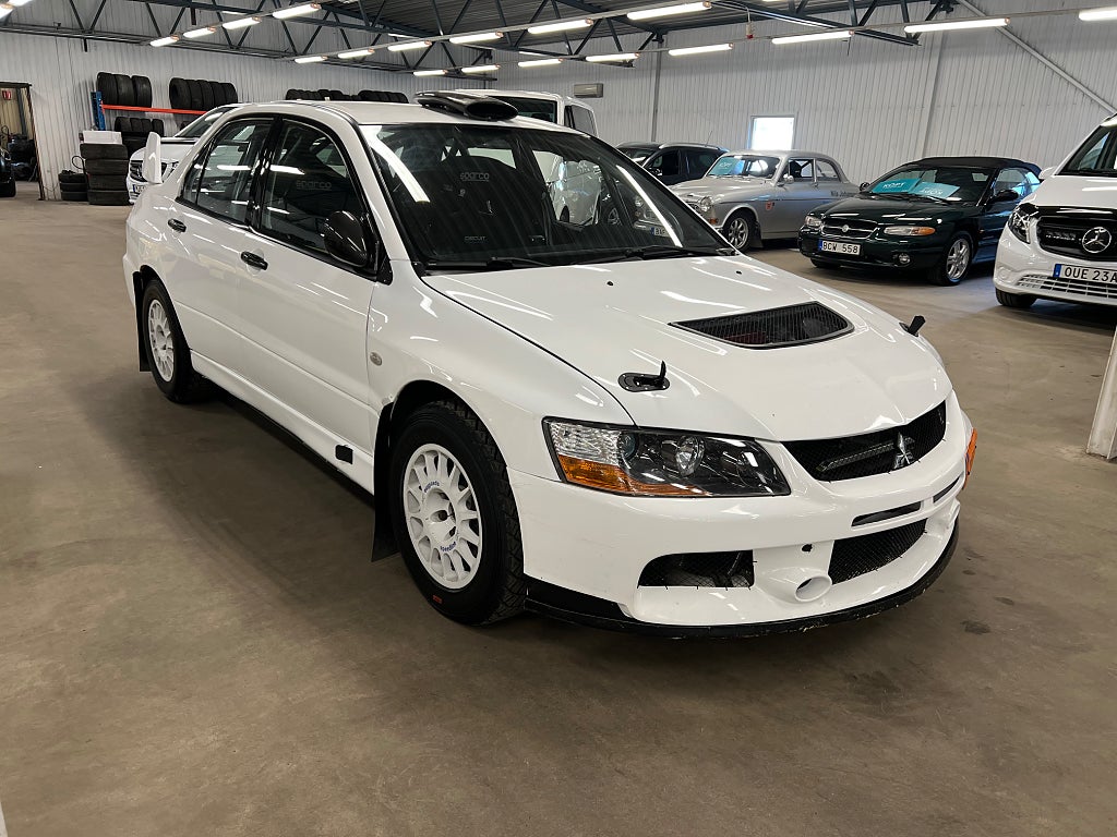 Mitsubishi Lancer Evolution IX  rallybil 