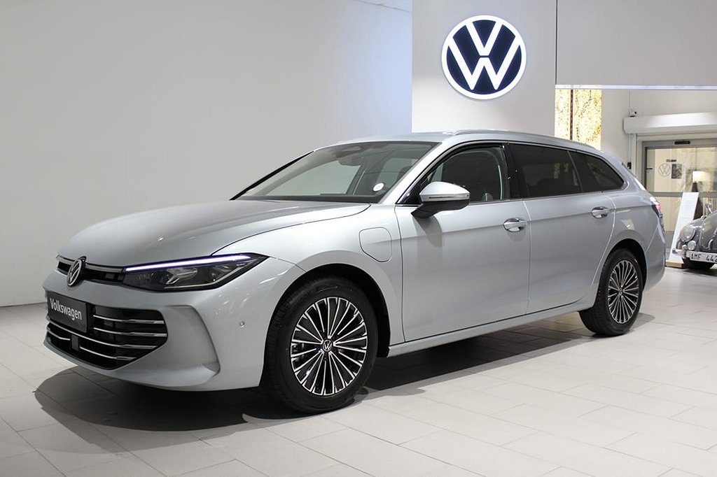 Volkswagen Passat Variant eHybrid 272 DSG6 Elegance