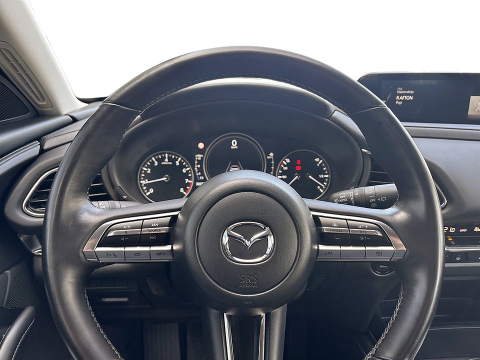 Bild på Mazda CX-30 2.0 e-SKYACTIV-G M 150hk B-KAMERA NAVI